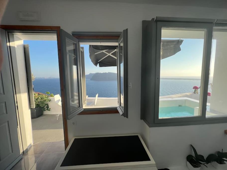 Lioyerma Cave Villa2 With Private Hot Tub Oia  Exterior photo